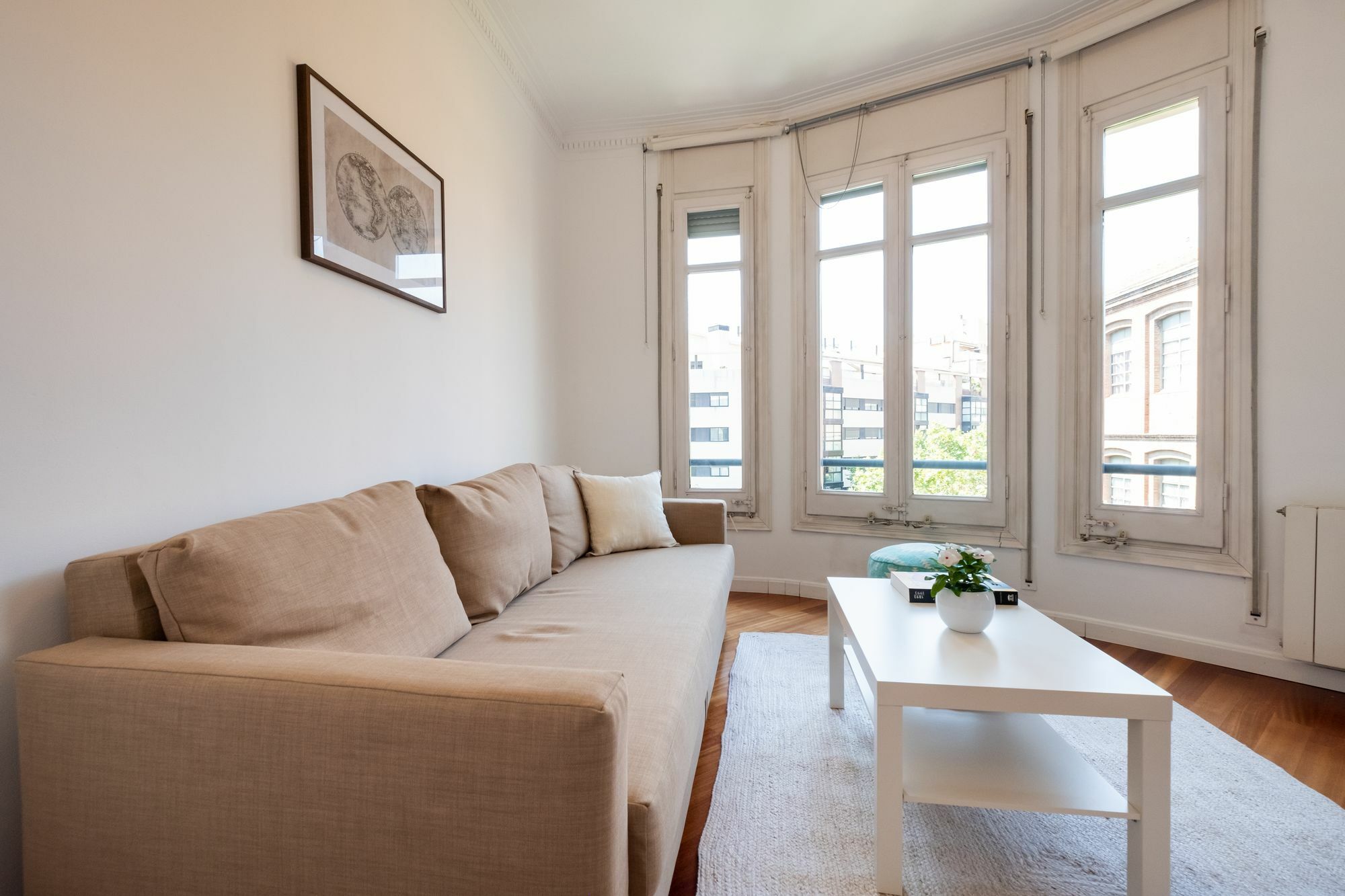 Stunning 4br In Sagrada Familia Appartement *