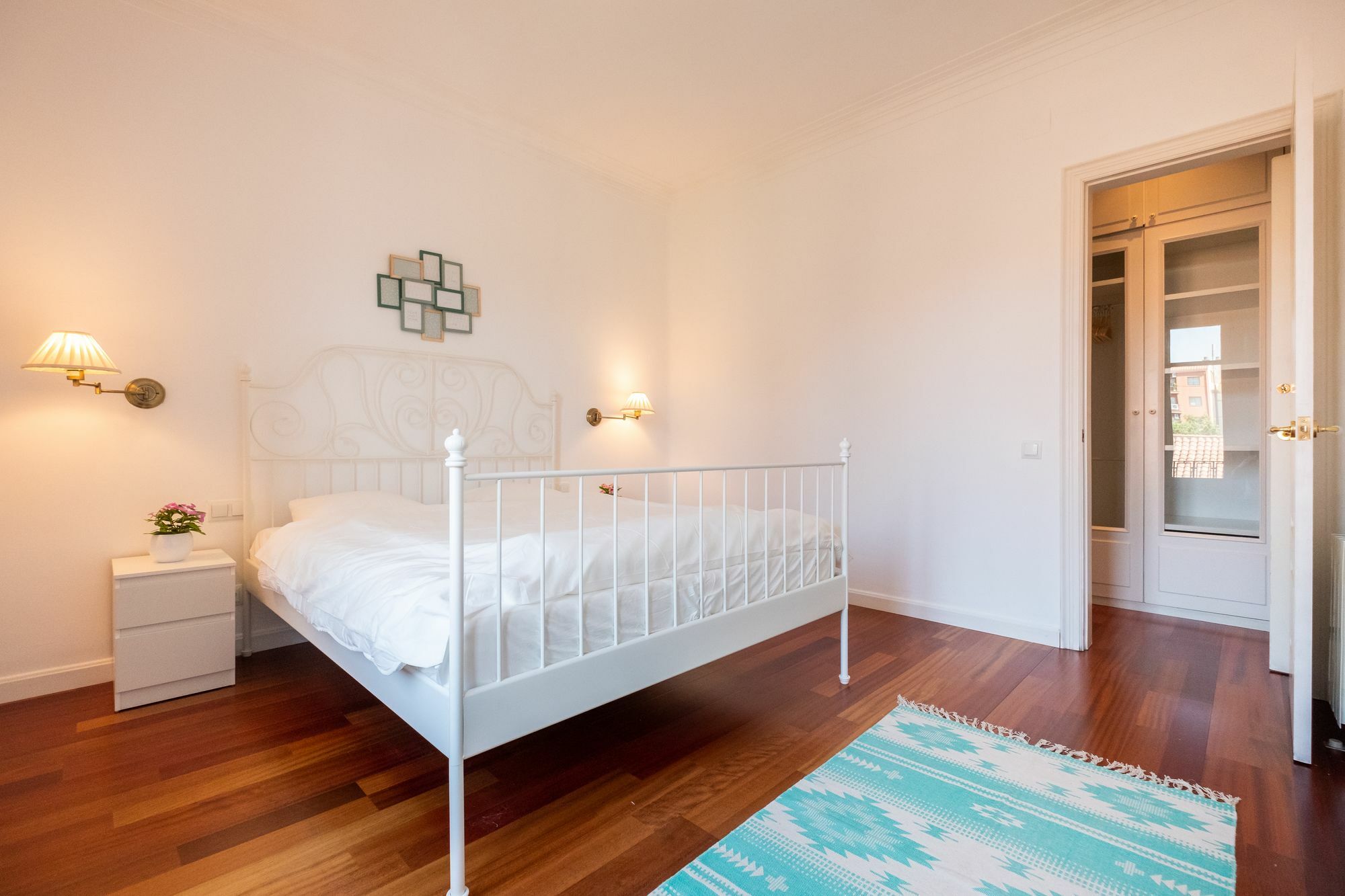 Appartement Stunning 4br In Sagrada Familia